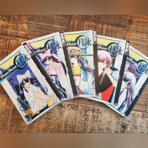 Moon Phase Graphic Novels - Picture 2 of 2